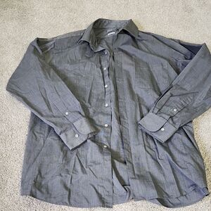 Van Heusen Men's Dress Shirt